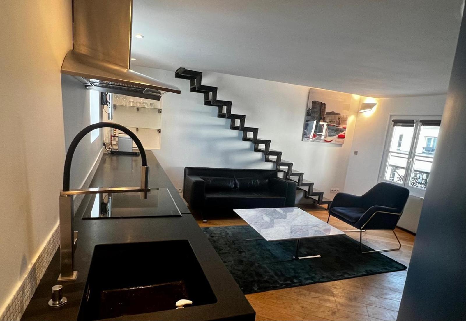 A Duplex With A Sacre Coeur'S View Apartment Paris